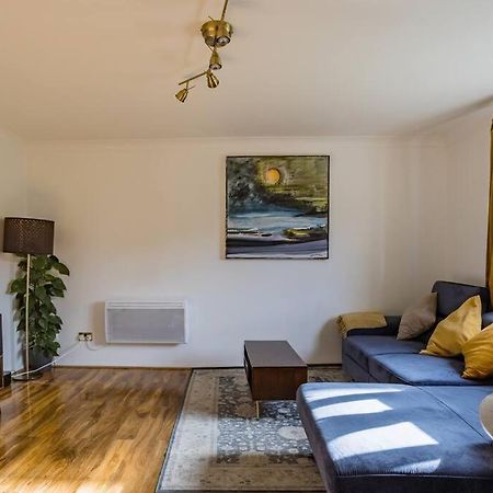 Bright &Spacious One Bedroom Flat Off Canary Wharf Londres Extérieur photo