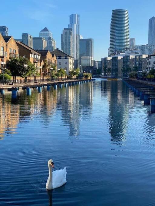 Bright &Spacious One Bedroom Flat Off Canary Wharf Londres Extérieur photo